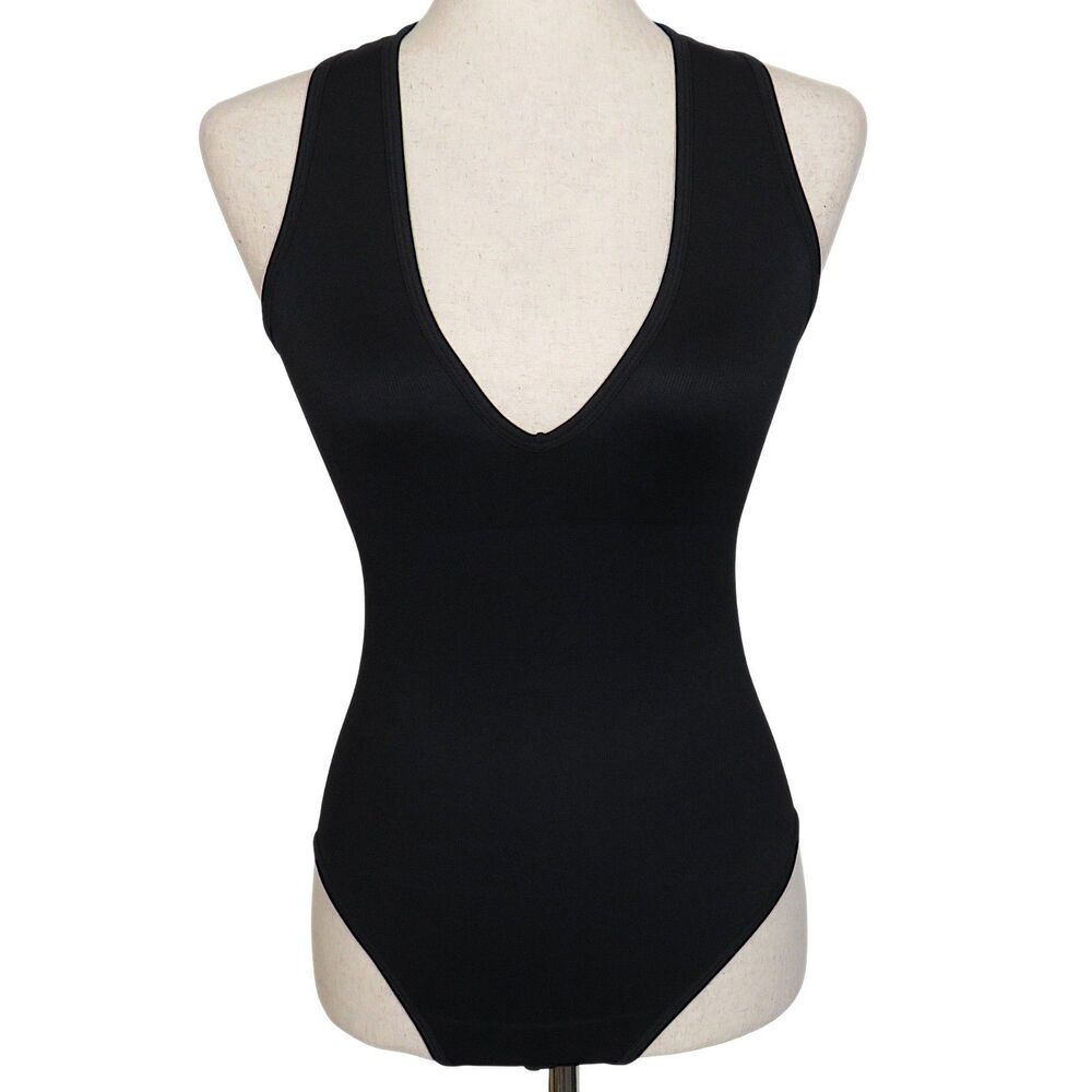 OQQ Black Ribbed Seamless Stretchy V Neck Bodysuit Size Medium
